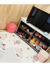 ニコ アイラッシュ ビューティーラウンジ(nico eyelash beautylounge)/キッズスペース付き部屋