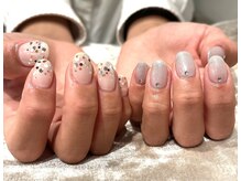 ルーム(RUM)/リクエストネイル