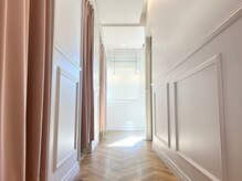 マーズラッシュ(MaaZ lash)の雰囲気（全室個室で綺麗な店内、癒しのBGMでリラックス空間へ。）