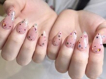 ネイルクイーン(Nail Queen)の雰囲気（ベースをパラジェルに変更可◎自爪育成にもオススメ♪）