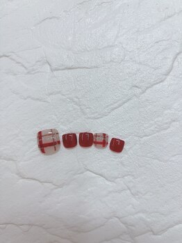 ネイルサロン アミ(Amie)/大人かわいいフットデザイン♪