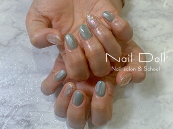 ネイルドール(Nail Doll)/くすみグリーン