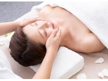 シミケア/シミケア/ニキビケア等お肌のトラブルケアお任せ下さい