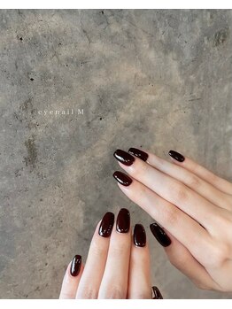 アイネイル エム(eyenail M)/