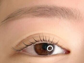 orne. eyelash  まつげパーマ/パリジェンヌ/LED/マツエク/眉毛/アイブロウの写真/あなたの骨格に合わせた理想の眉で、ナチュラルなのに洗練された印象に＊すっぴんでも自信が持てる☆