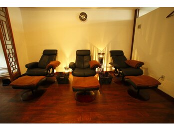 阿里郎 アリラン リラクゼーション/渋谷整体×足裏☆体伸ばしリフレ