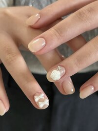 ガーリーネイル