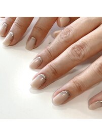 根元ミラーフレンチネイル