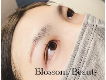 ブロッサムビューティー(Blossom Beauty)/根本からしっかり上げます！