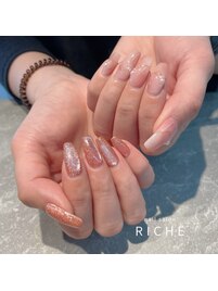 コーラルピンクニュアンスネイル