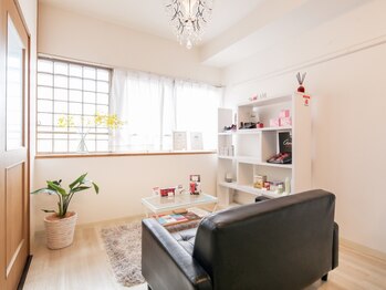 ラピス(Lapis)の写真/【千種駅から徒歩5分】毛に関するお悩みはLapisにお任せ！完全予約制サロンなので人目を気にしないでOK♪