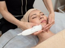 リノン(LINON)の雰囲気（温感ラジオ派ウィンバックで筋膜ケア引き締め＆ハリのある小顔へ）