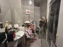 皮フ美 スキンケアサロン サリュ 六町の雰囲気（エンビロン正規取扱店！お気軽にお肌のお悩みご相談ください。）