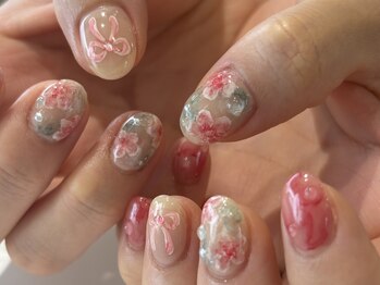 ファンクションネイルズ 表参道 原宿(FUNCTION NAILS)の写真/指先を彩る、唯一無二の手描きアート。「それ、手描きなの?」と驚かれるような感性豊かなアートが得意です