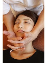 エミット(emit.)/頭蓋骨矯正