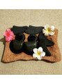 ナチュラルケア サロン ド シルク(Naturalcare Salon De しるく) オイル施術では無料でホットストーンが付けられます