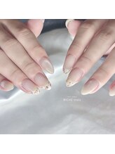 リッシュ トロワ(RICHE trois)/レオパード×フレンチネイル