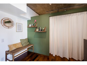 ブラウ(BLAU)/待合スペース