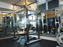 ダンディハウス パーソナルジム 銀座店(PERSONAL GYM)