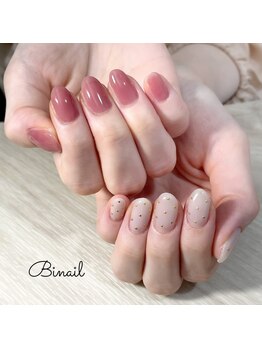 ビネイル(Binail)/左右非対称