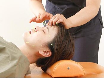 甲斐整骨院 アクロスモール春日院/