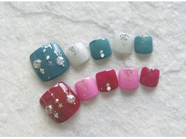 クリスマスオーナメントネイル