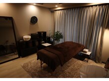 オードリリー(eau de Lily)/店内写真【夜】