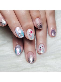 ナーゲルシャイニー(Nagelshiny)/押し花ネイル