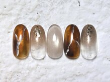 アヤ(AYA)/べっ甲大理石ネイル