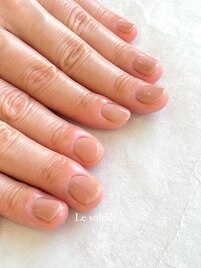 指先が綺麗に見えるワンカラー♪