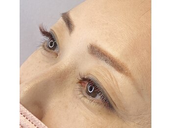 アルシア(ALsia)/秋色マツエク