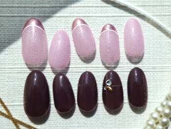 プラスネイル 武蔵小杉店(PLUS NAIL)の写真/シンプル系オフィスネイルならお任せ下さい!上品なデザインが充実♪ハンド上品ア-ト5489円～[武蔵小杉店]