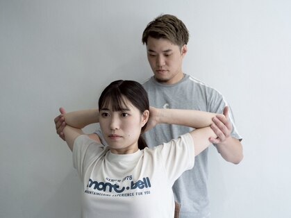 アンホールド(UNHOLD)の写真
