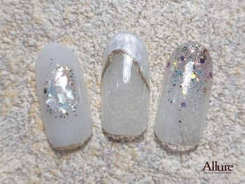 アリュール(Allure)/定額￥6,500+tax