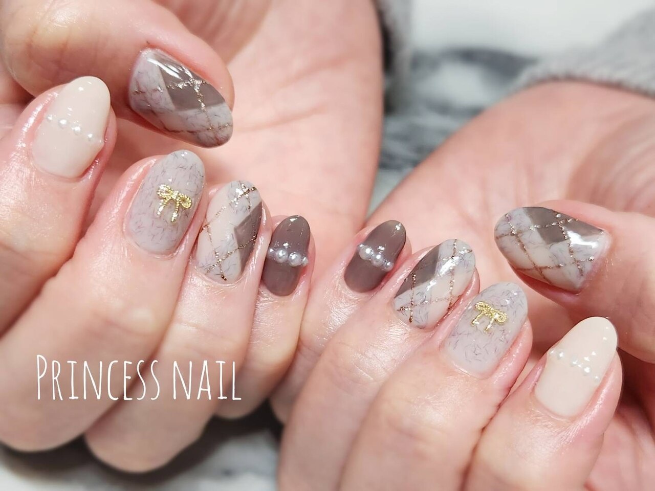 【着画あり】くまネイル　アーガイル柄ネイル　癒しネイル　シンプルネイル 着画あり】くまネイル アーガイル柄ネイル 癒しネイル シンプルネイル