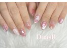 春にピッタリ桜ネイル