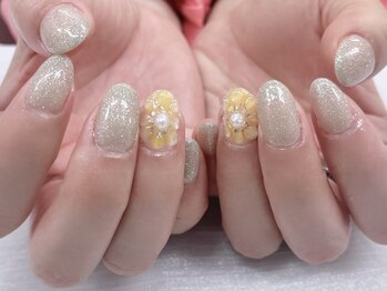 フローラ/春ネイル