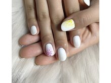 モモ(Momo)/爽やか花火アート