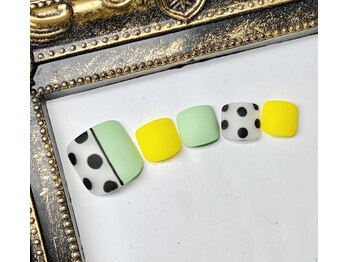 ネイルサロン インプレス(Impress)/ドット柄×マット