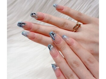 ネイルアンドアイラッシュスタジオ シュシュ(chouchou)/人気デザインうるうるストーン