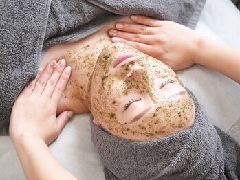 カーラ(cara)の写真/【艶肌&小顔へ】当店でしかできないハーブ×脂肪分解で同時にお悩みを改善☆