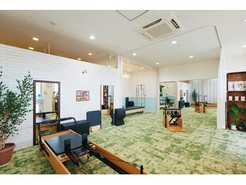 カルテ(karte)/公園にいるような心地よい店内♪