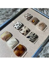 レイネイル レイアイ 光の森店(RAY NAIL ray eye)/秋フットデザインネイル