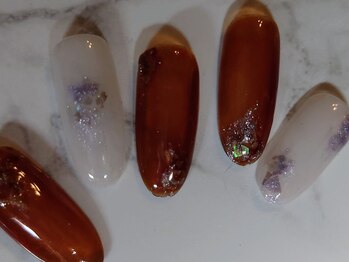 ジラソーレ(Girasole)/秋ネイル季節限定デザイン