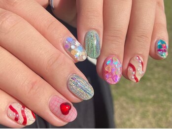 ヴィヴィ バイ セブンルックス(vivi by 7LOOKS)の写真/最新トレンドから持ち込みデザインまで☆時間内でたっぷりアート＆パーツも自由自在！可愛いを詰め込もう♪