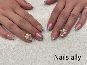 ネイルズアリー 立川店(Nails ally)/ガラスフレンチ×オーロラ×蝶
