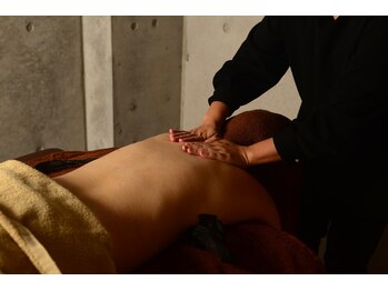 クロレ(Colorer)の写真/背中から全身ゆるむ深いリラックスのためのご褒美ケア♪