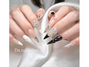 ディーエヌネイルサロン(d’n nailsalon)の写真/3000色以上の豊富なカラー＆多彩なパーツで理想のネイルデザインを*【持ち込み10本やり放題¥7580】