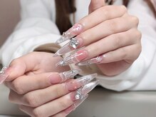 ミヤ ネイル 鶴見店(MIYA nail)の雰囲気（トレントデザインやマグネット、つけ放題もあります）