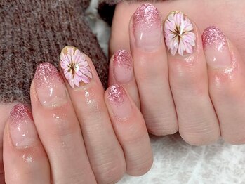 リルシャインネイル(lil shine.nail)/シンプルだけど、おしゃれに☆